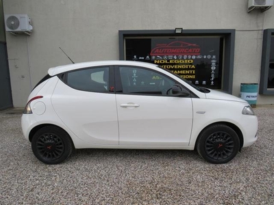 LANCIA YPSILON 1.2 69 CV 5 porte S&S Silver