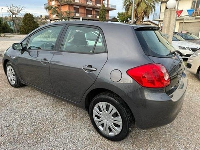 TOYOTA AURIS 1.4 D-4D 5 porte Sol