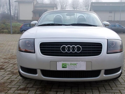 Usato 2000 Audi TT Roadster 1.8 Benzin 180 CV (12.500 €)