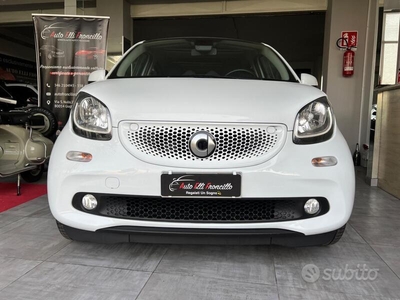 Usato 2015 Smart ForFour 0.9 Benzin 90 CV (16.499 €)