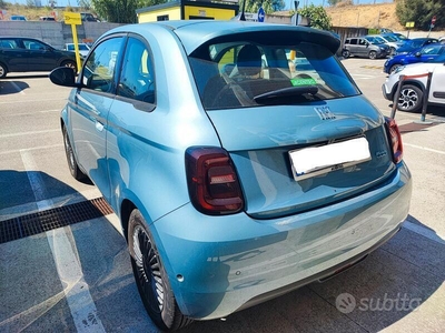 Usato 2021 Fiat 500e 1.0 El 118 CV (24.500 €)