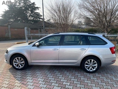 SKODA OCTAVIA 1.6 TDI CR 115 CV Wagon Executive