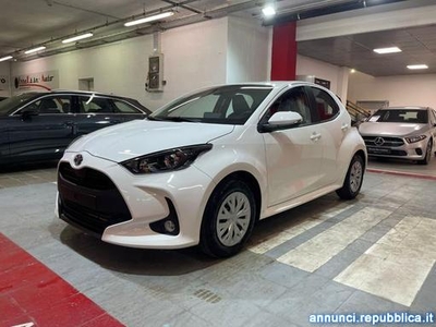Toyota Yaris 1.5 Hybrid 5 porte COMFORT Novara