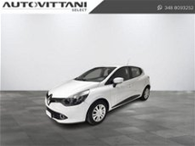 Renault Clio 1.2 75CV 5 porte Wave del 2014 usata a Como