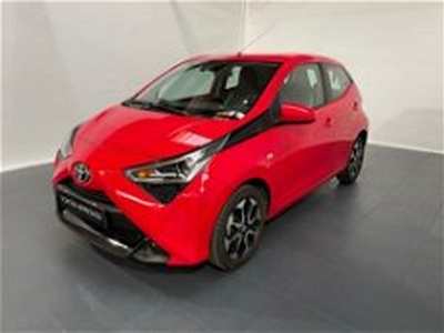 Toyota Aygo 1.0 VVT-i 72 CV 5 porte x-play del 2019 usata a Albano Vercellese