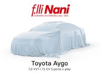 Toyota Aygo 1.0 VVT-i 72 CV 5 porte x-play del 2019 usata a Massa