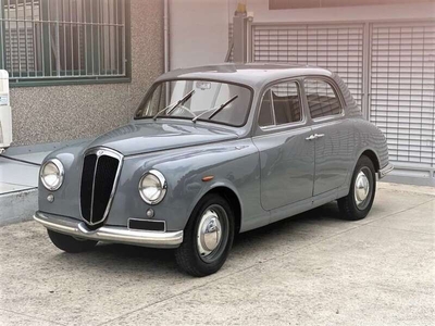 Usato 1954 Lancia Appia 1.1 Benzin 52 CV (15.900 €)