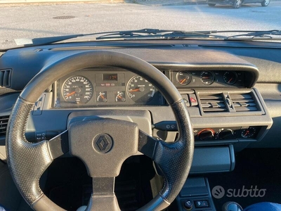 Usato 1992 Renault Clio 1.8 Benzin 137 CV (15.900 €)