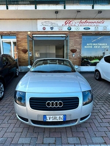 Usato 2001 Audi TT Roadster 1.8 Benzin 179 CV (6.200 €)