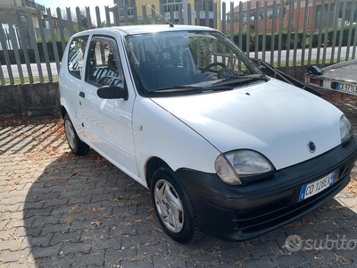 Usato 2002 Fiat Seicento 1.1 Benzin (1.500 €)