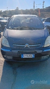 Usato 2004 Citroën Xsara 1.6 Benzin 109 CV (1.500 €)