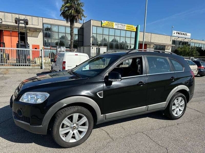 Usato 2007 Chevrolet Captiva 2.0 Diesel 150 CV (1.990 €)