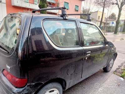 Usato 2008 Fiat 600 1.1 Benzin (1.300 €)