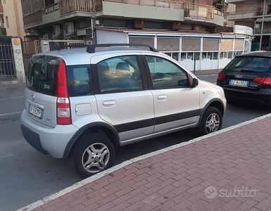 Usato 2009 Fiat Panda 4x4 1.2 Diesel 69 CV (7.300 €)