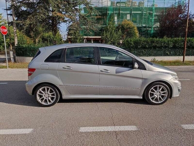 Usato 2009 Mercedes B180 2.0 Diesel 109 CV (5.000 €)