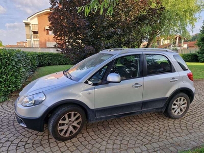 Usato 2010 Fiat Sedici 1.6 Benzin 107 CV (8.800 €)