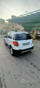 Usato 2010 Fiat Sedici 1.6 Benzin 120 CV (4.200 €)