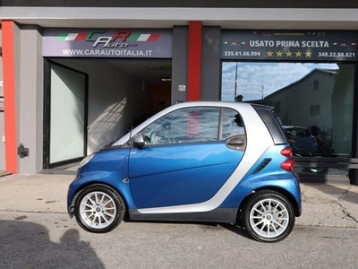 Usato 2010 Smart ForTwo Coupé 0.8 Diesel 45 CV (4.900 €)