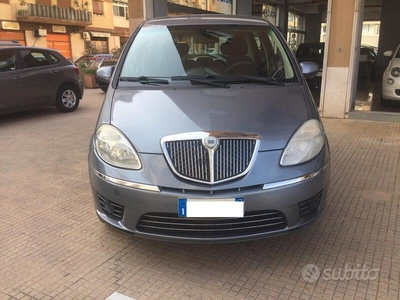 Usato 2011 Lancia Musa 1.2 Diesel 95 CV (6.200 €)