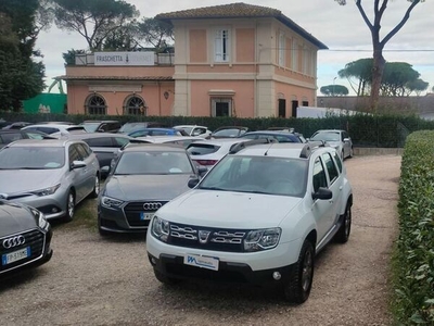 Usato 2015 Dacia Duster 1.6 Benzin 115 CV (10.500 €)