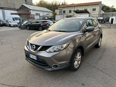 Usato 2015 Nissan Qashqai 1.2 Benzin 116 CV (7.950 €)