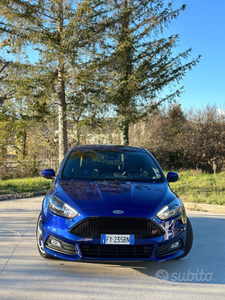 Usato 2019 Ford Focus 2.0 Benzin 250 CV (23.500 €)
