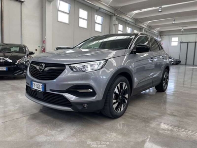 Usato 2019 Opel Grandland X 1.2 Benzin 131 CV (18.900 €)