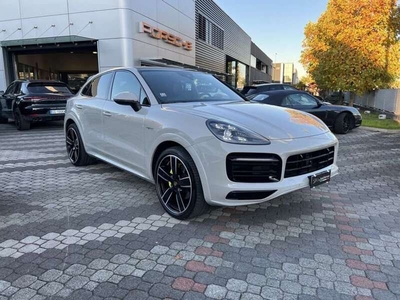 Usato 2021 Porsche Cayenne 3.0 El_Benzin 462 CV (99.000 €)