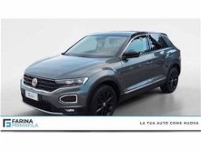 Volkswagen T-Roc 1.0 TSI 115 CV Style BlueMotion Technology del 2018 usata a Pozzuoli