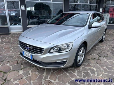 VOLVO V60 (2010) D4 Geartronic Business