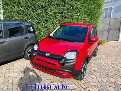 FIAT Panda 1.0 FireFly S&S Hybrid CROSS KM 0