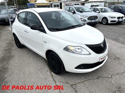 LANCIA YPSILON 1.0 FireFly 5 porte S&S Hybrid Silver