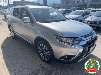 MITSUBISHI OUTLANDER 2.0 2WD GPL Bi-fuel CVT Insport SDA