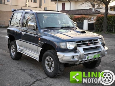 MITSUBISHI PAJERO 2.8 TDI Metal-top