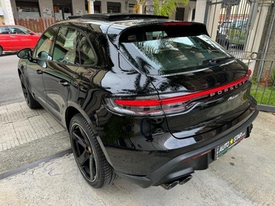 PORSCHE Macan 2.0