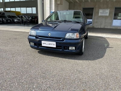 Renault Clio 2.0i 16V