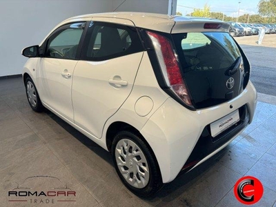 TOYOTA AYGO 1.0 VVT-i 69 CV 5 porte x-clusiv