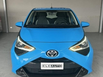 TOYOTA AYGO Connect 1.0 VVT-i 72 CV 5 porte X-Business