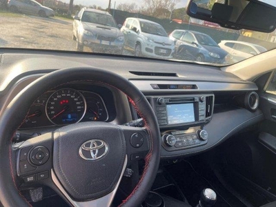 TOYOTA RAV4 2.0 D-4D 2WD Active