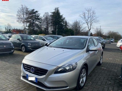 VOLVO V40 D2 1.6 Kinetic