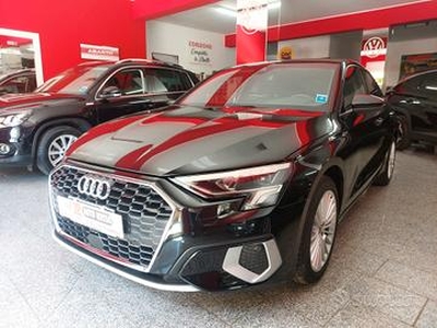 Audi A3 SPB 30 TDI Business Advanced