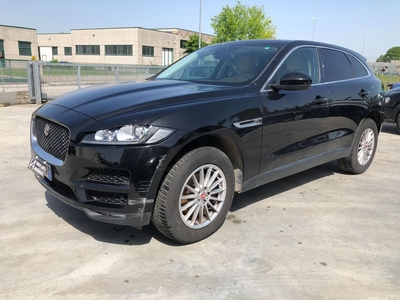 Jaguar F-Pace 2.0 D 180 CV