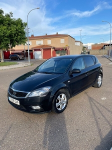 KIA Ceed 2011