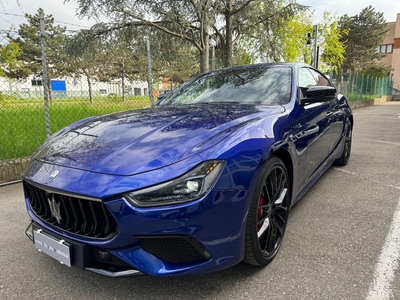 Maserati Ghibli V6 430 CV