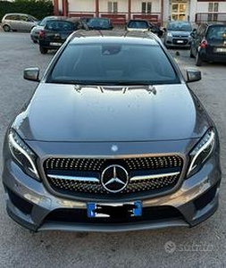Mercedes GLA 220 CDI 4 matic premium