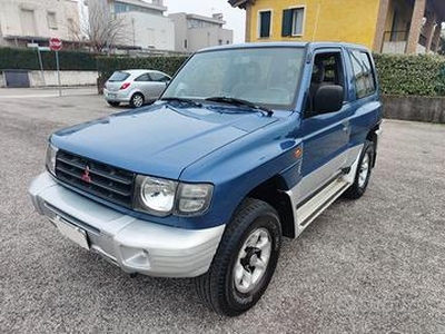 MITSUBISHI Pajero 2.5 TDI Metal-top GANCIO TRAIN