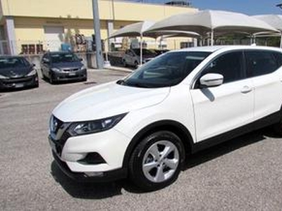 NISSAN Qashqai 1.3 DIG-T 140 CV Business