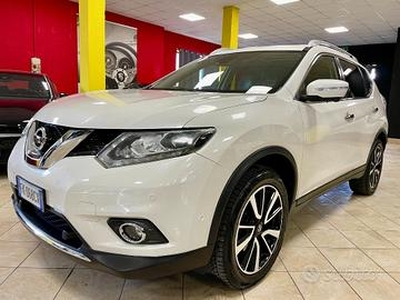 NISSAN X-Trail 1.6 dCi AUTOCARRO TETTO NAVI LED