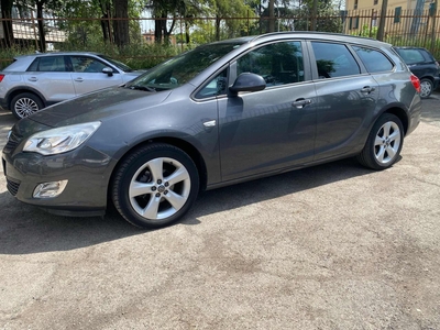 Opel Astra 1.4 Turbo 140CV