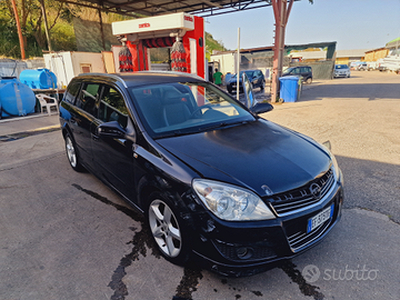 Opel Astra 1.7d euro 5. 2011